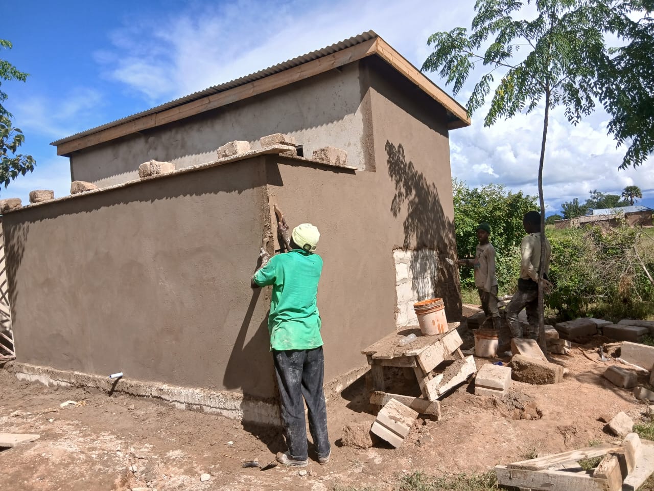 Kati ya Aibu na Ndoto Kuna Ukuta Mmoja Tu